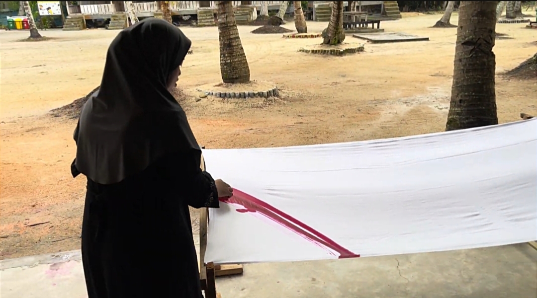 Kearifan Lokal dan Kehidupan Masyarakat Desa